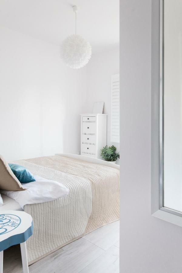 Apartament Blekitny | Chill And The City Apartments กดัญสก์ ภายนอก รูปภาพ